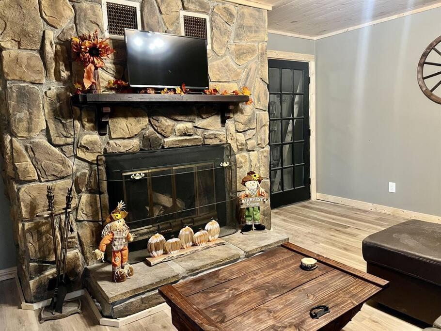 Moonshine Manor-Pets Ok-W/D-Pool Table-Arcade-Hot Tub Villa Gatlinburg Dış mekan fotoğraf