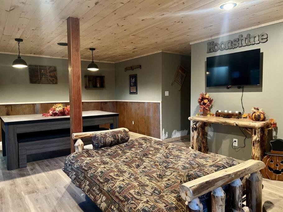 Moonshine Manor-Pets Ok-W/D-Pool Table-Arcade-Hot Tub Villa Gatlinburg Dış mekan fotoğraf